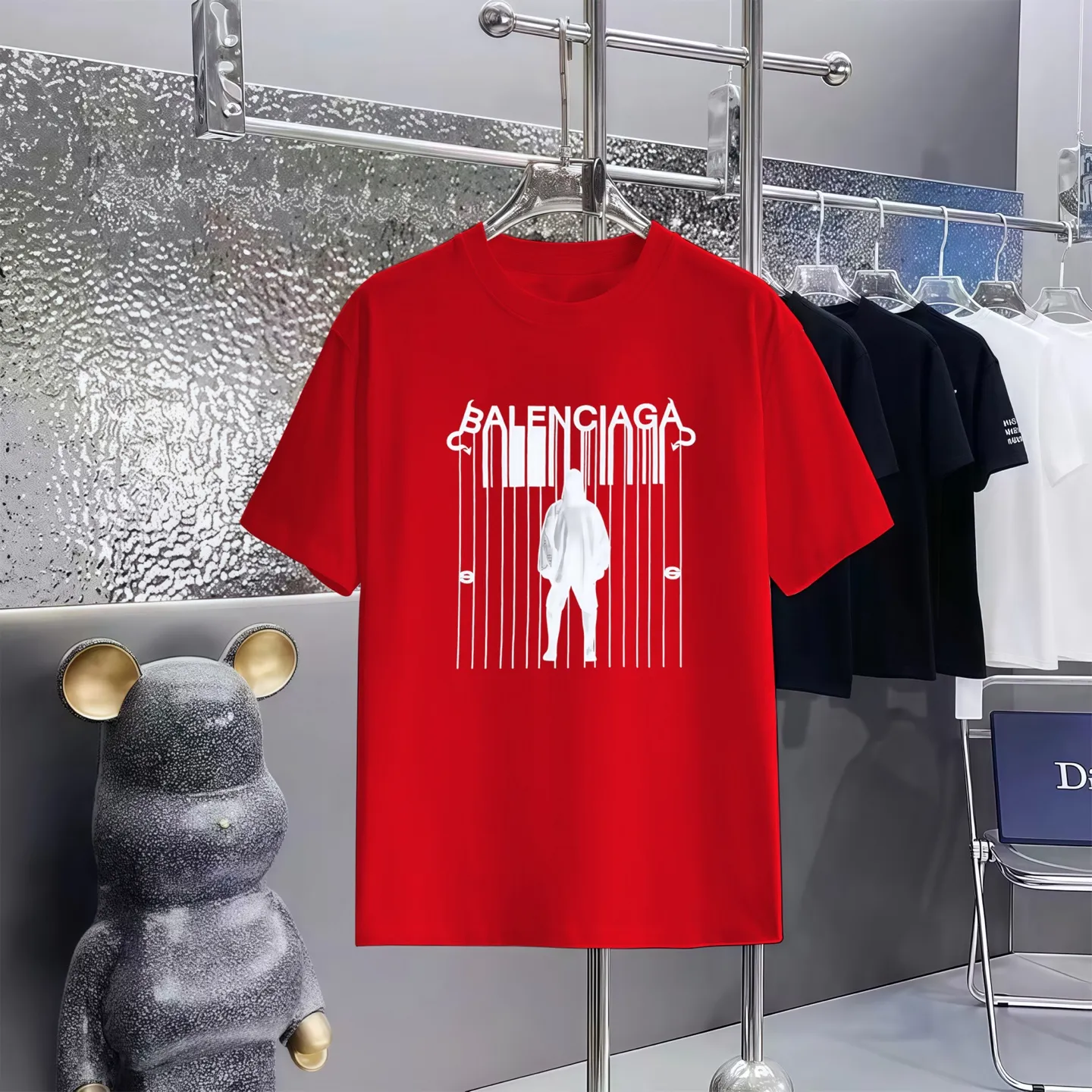 ￼ Balenciaga T 1:1 300 1×1 Same Style logo OS 200 ：Black，White， ，Red， Gray Size：XS-L